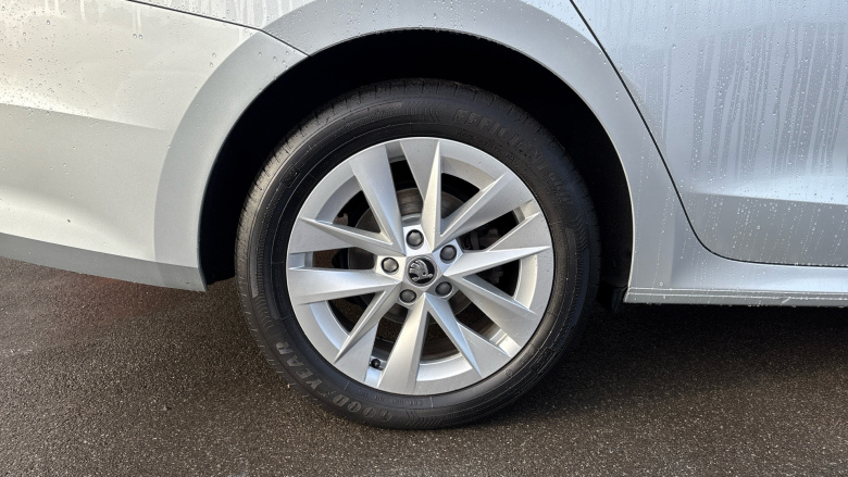 Skoda Octavia 1.4 TSI iV SE Technology DSG 5dr Hatchback